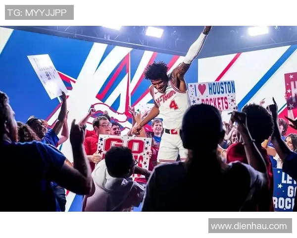 火箭队与灰熊队精彩对决回放12月16日比赛全程回顾与精彩瞬间分析